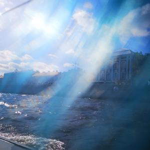 办公室下被扒奶罩吮奶头App
